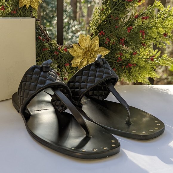 JOIE Batton Quilted Thong Flat Sandals in Black Leather Size 7.5 Brand New Boxed - Picture 1 of 9